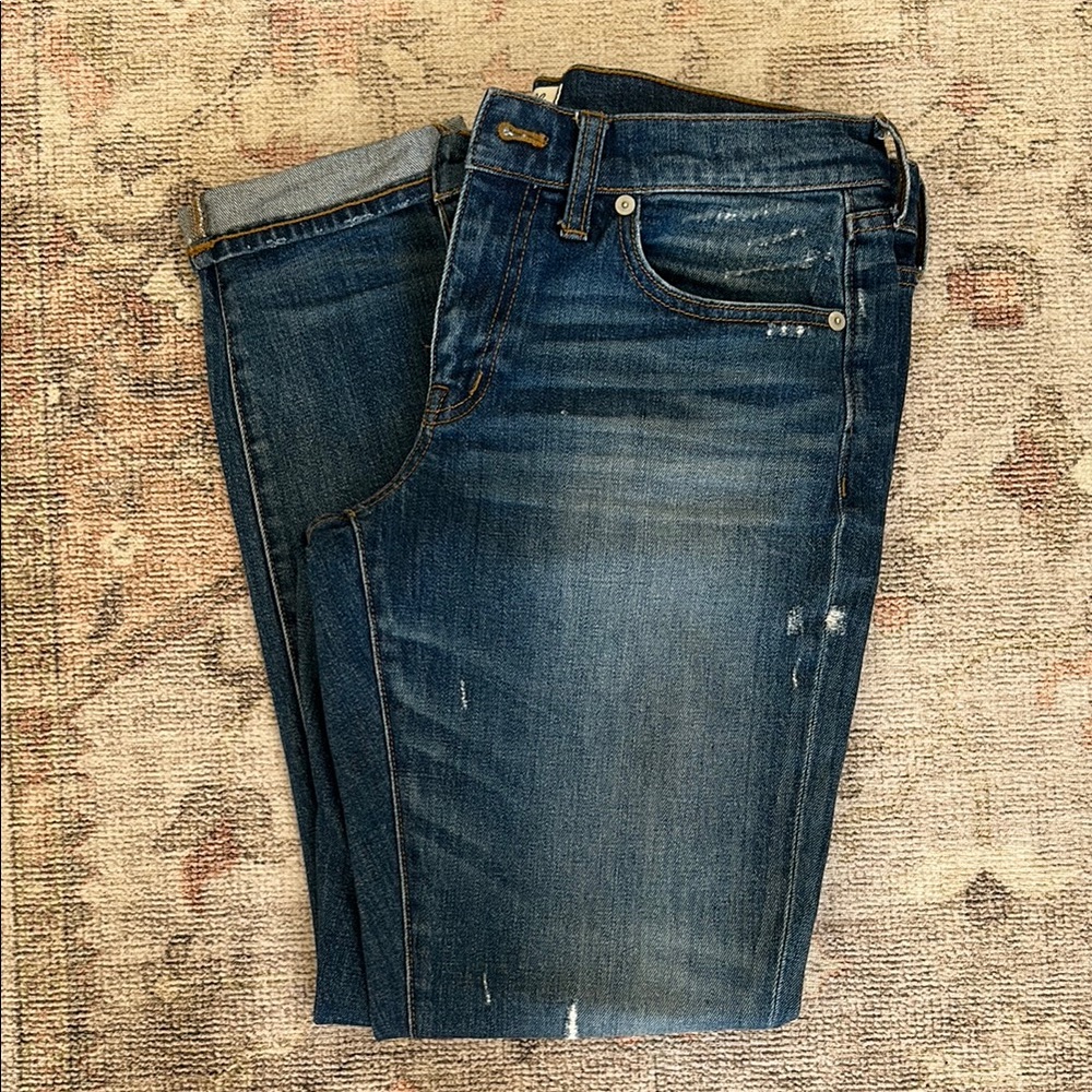 Madewell Women’s Slim boyjean distressed jeans